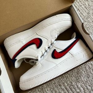 Nike Air Force 1 LV8 GS ‘Chenille Swoosh’